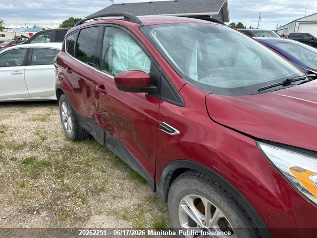 1FMCU9GD2HUD00721 Ford ESCAPE SE