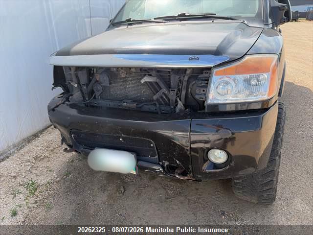 20262325 :رقم المزاد ، 1N6AA07CX9N304032 vin ، 2009 Nissan Titan 5.6 Pro-4x Crew Cab مزاد بيع
