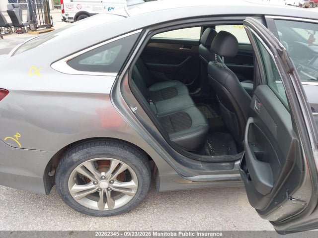 Hyundai Sonata Limited 2019 5NPE34AF4KH769386 Image 8