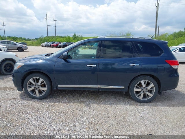 Продажа на аукционе авто 2016 Nissan Pathfinder Platinum, vin: 5N1AR2MM4GC640204, номер лота: 20262348
