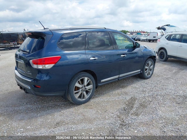 Продажа на аукционе авто 2016 Nissan Pathfinder Platinum, vin: 5N1AR2MM4GC640204, номер лота: 20262348