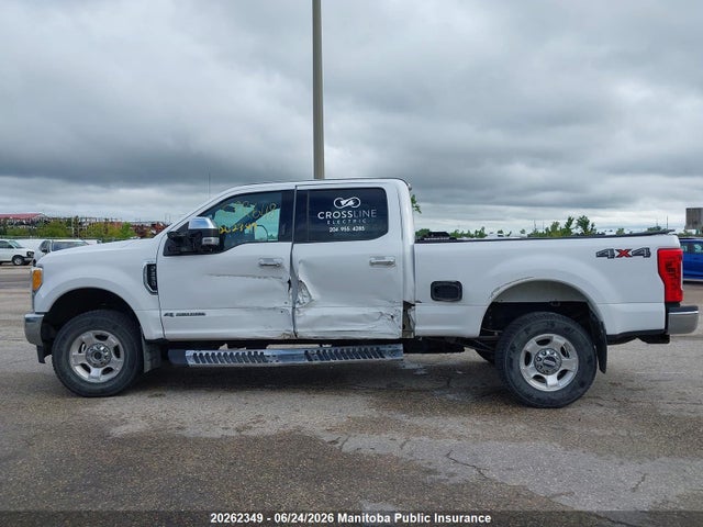 20262349 :رقم المزاد ، 1FT7W2BT9HEF02925 vin ، 2017 Ford F250 Sd Xlt Crew Cab مزاد بيع