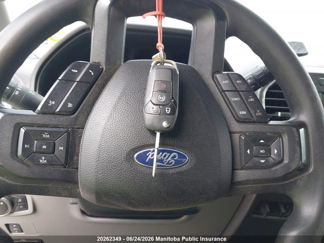 20262349 :رقم المزاد ، 1FT7W2BT9HEF02925 vin ، 2017 Ford F250 Sd Xlt Crew Cab مزاد بيع