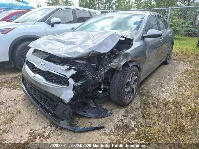 2021 Kia Forte Ex მანქანა იყიდება აუქციონზე, vin: 3KPF54AD0ME351654, აუქციონის ნომერი: 20262391
