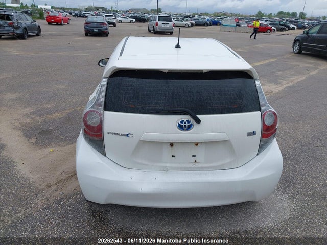 2013 Toyota Prius C მანქანა იყიდება აუქციონზე, vin: JTDKDTB39D1044052, აუქციონის ნომერი: 20262543
