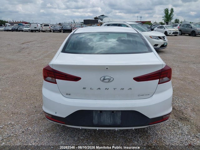 2019 Hyundai Elantra Essential მანქანა იყიდება აუქციონზე, vin: KMHD74LF3KU884611, აუქციონის ნომერი: 20262546