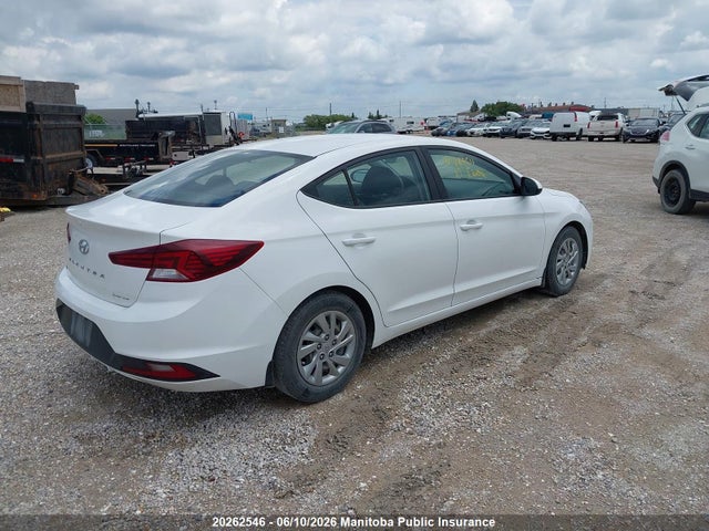 2019 Hyundai Elantra Essential მანქანა იყიდება აუქციონზე, vin: KMHD74LF3KU884611, აუქციონის ნომერი: 20262546