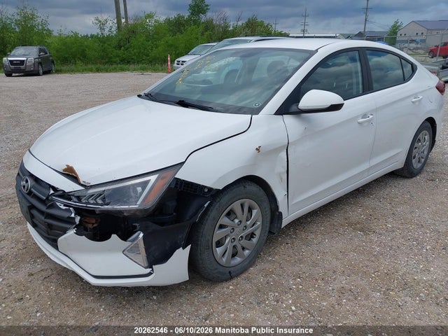 2019 Hyundai Elantra Essential მანქანა იყიდება აუქციონზე, vin: KMHD74LF3KU884611, აუქციონის ნომერი: 20262546