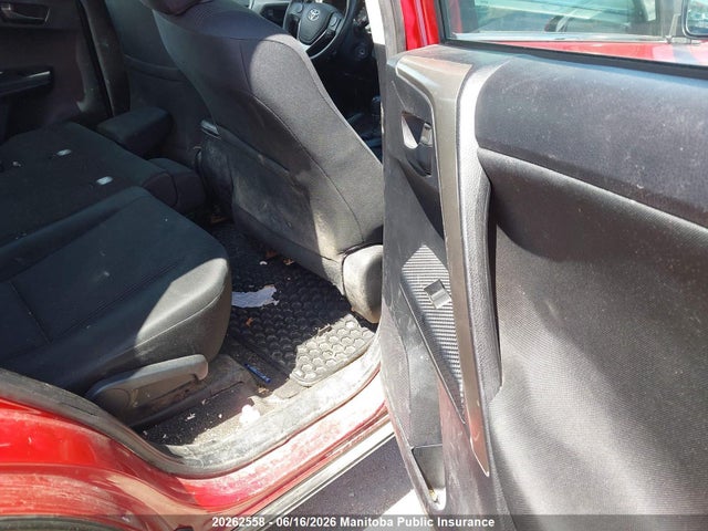 2015 Toyota Rav4 Le მანქანა იყიდება აუქციონზე, vin: 2T3ZFREV6FW143800, აუქციონის ნომერი: 20262558