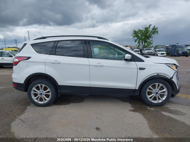 1FMCU9GD1HUC69350 Ford ESCAPE SE