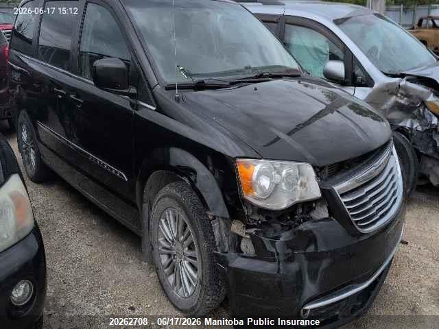 Chrysler Town &amp; Country Touring 2015 2C4RC1CG7FR741340 головне зображення