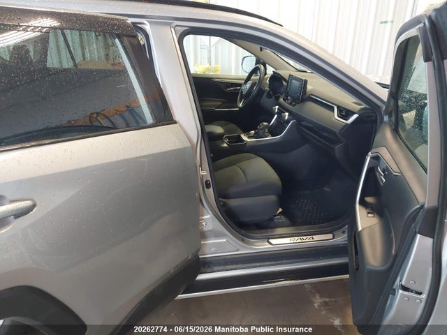 2T3R1RFV4MC183949 Toyota Rav4 Xle