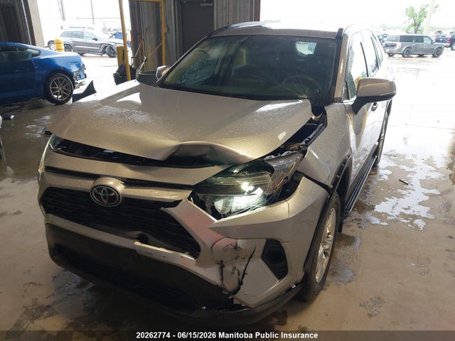 2T3R1RFV4MC183949 Toyota Rav4 Xle