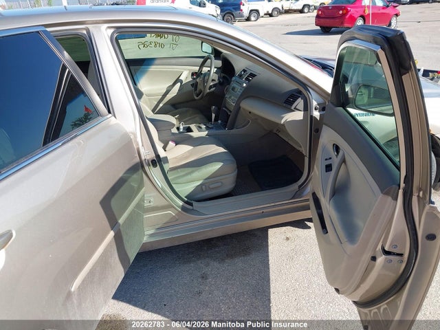 20262783 :رقم المزاد ، JTNBB46K773018325 vin ، 2007 Toyota Camry Hybrid مزاد بيع