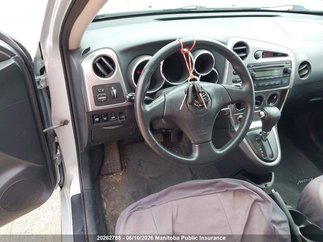 20262788 :رقم المزاد ، 2T1KR32E66C605857 vin ، 2006 Toyota Matrix Xr مزاد بيع