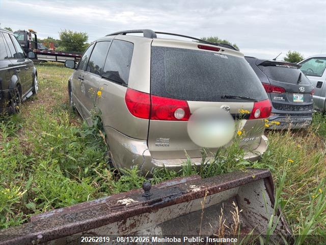 20262819 :رقم المزاد ، 5TDZK29C27S002396 vin ، 2007 Toyota Sienna Ce V6 مزاد بيع