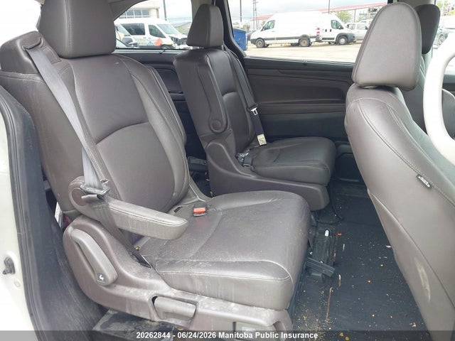 5FNRL6H87JB504592 Honda Odyssey Touring