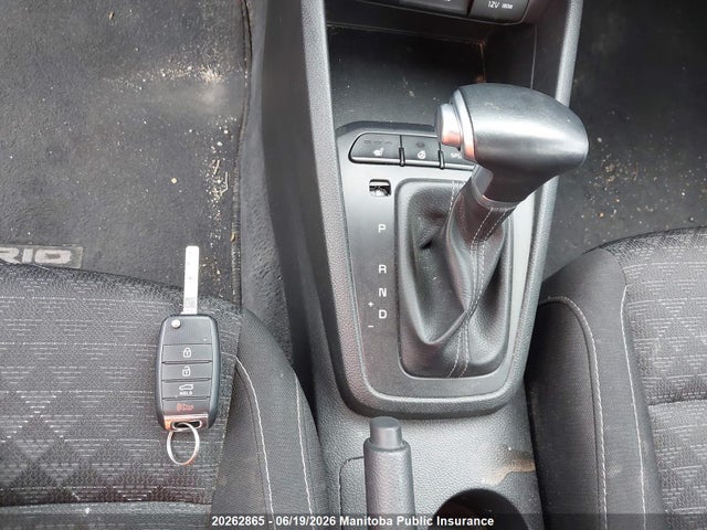 3KPA24AB4JE130569 KIA RIO LX