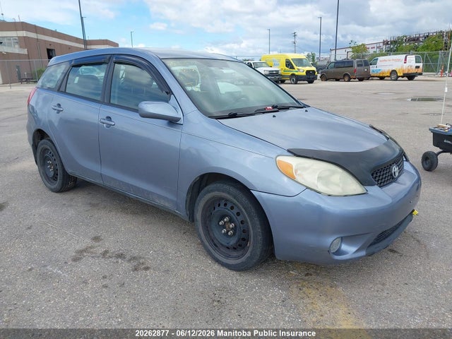 20262877 :رقم المزاد ، 2T1KR32E75C876215 vin ، 2005 Toyota Matrix مزاد بيع