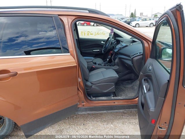 Продажа на аукционе авто 2017 Ford Escape Se, vin: 1FMCU9GD9HUA30659, номер лота: 20262879