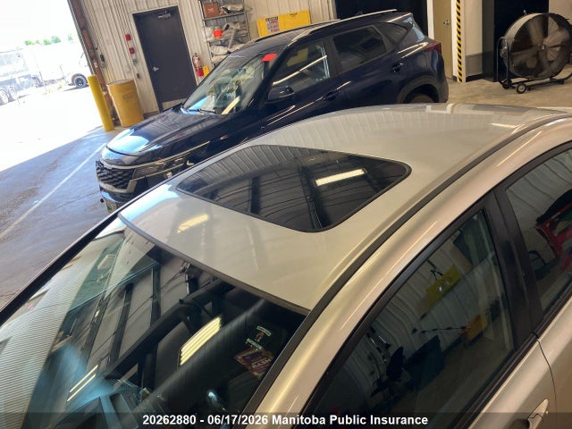 20262880 :رقم المزاد ، 2HGFA1F68BH001759 vin ، 2011 Honda Civic Se مزاد بيع