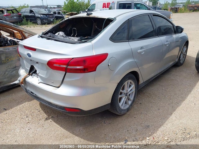Ford FOCUS SE 2017 1FADP3F23HL255751 Image 4