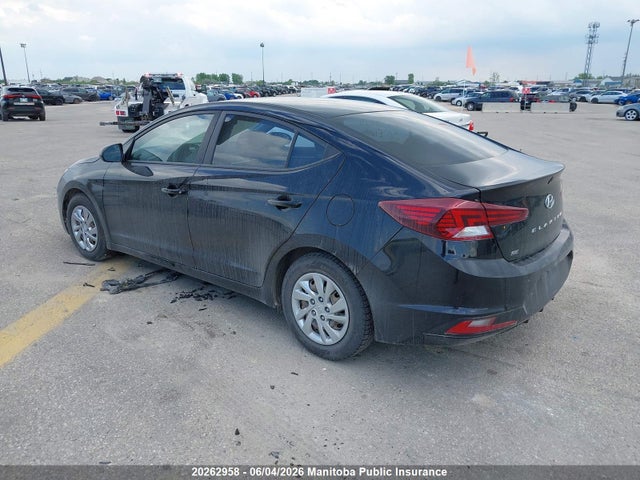 2020 Hyundai Elantra Essential მანქანა იყიდება აუქციონზე, vin: KMHD74LF6LU998619, აუქციონის ნომერი: 20262958