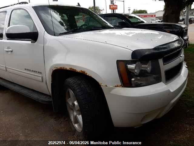 2010 Chevrolet Avalanche 1500 Lt მანქანა იყიდება აუქციონზე, vin: 3GNVKFE07AG220395, აუქციონის ნომერი: 20262974