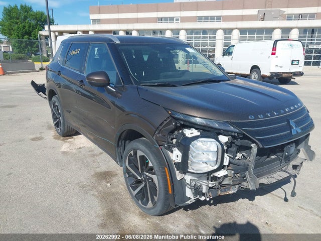20262992 :رقم المزاد ، JA4J4UA80NZ618176 vin ، 2022 Mitsubishi Outlander Le مزاد بيع
