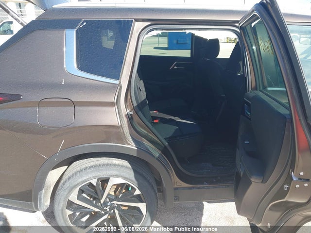 20262992 :رقم المزاد ، JA4J4UA80NZ618176 vin ، 2022 Mitsubishi Outlander Le مزاد بيع