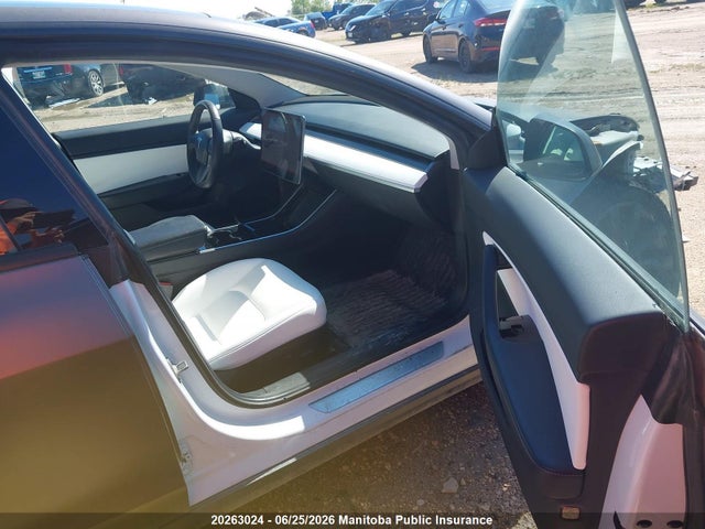 2019 Tesla Model 3 50 მანქანა იყიდება აუქციონზე, vin: 5YJ3E1EA7KF498790, აუქციონის ნომერი: 20263024