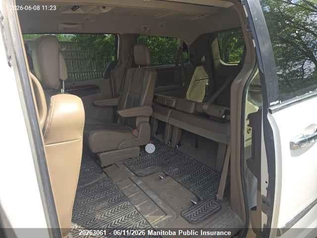 Продажа на аукционе авто 2013 Chrysler Town & Country Touring, vin: 2C4RC1GG4DR700526, номер лота: 20263061