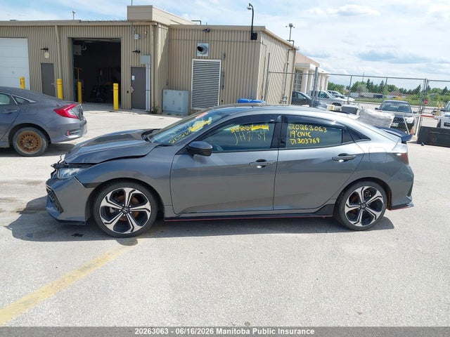 20263063 :رقم المزاد ، SHHFK7H40KU303769 vin ، 2019 Honda Civic Sport مزاد بيع