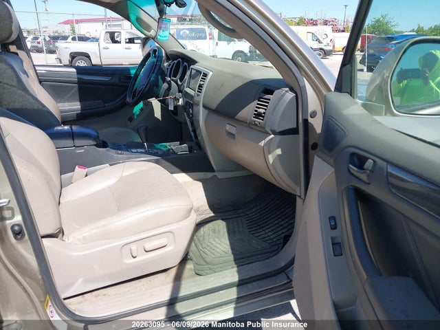 2005 Toyota 4runner Limited V8 მანქანა იყიდება აუქციონზე, vin: JTEBT17R750052643, აუქციონის ნომერი: 20263095