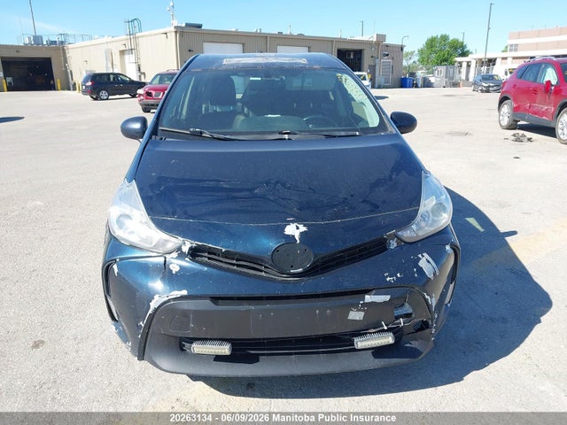 2017 Toyota Prius V მანქანა იყიდება აუქციონზე, vin: JTDZN3EU0HJ060467, აუქციონის ნომერი: 20263134
