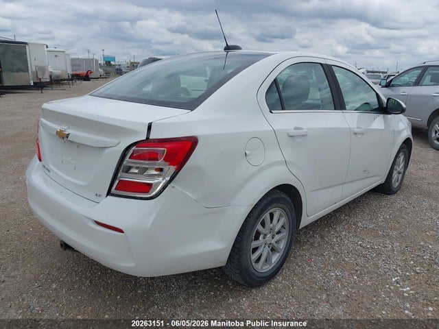 Chevrolet SONIC LS 2018 1G1JD5SH7J4133043 Image 6