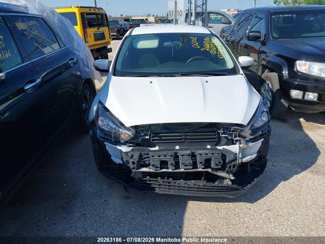 Ford FOCUS SE 2018 1FADP3F23JL305974 Image 12