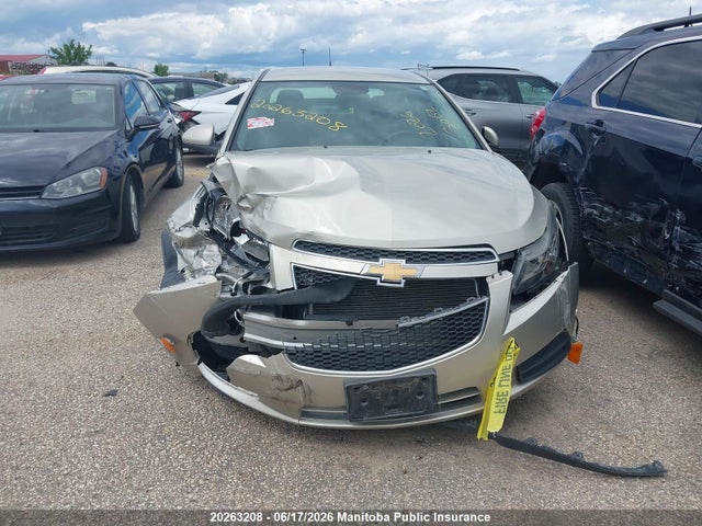 20263208 :رقم المزاد ، 1G1PC5SB1E7455884 vin ، 2014 Chevrolet Cruze Lt Turbo مزاد بيع
