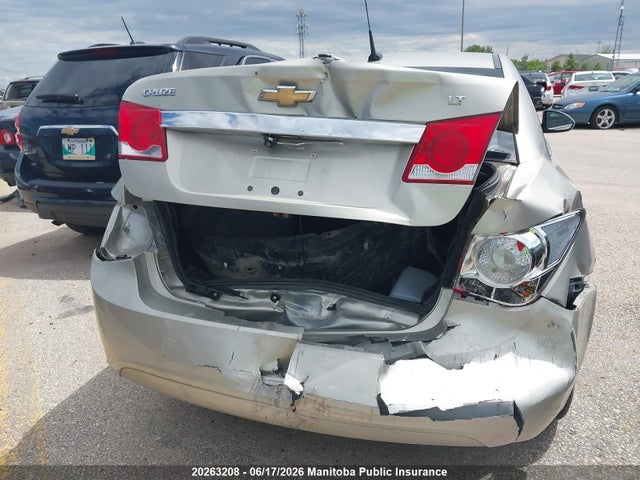 20263208 :رقم المزاد ، 1G1PC5SB1E7455884 vin ، 2014 Chevrolet Cruze Lt Turbo مزاد بيع