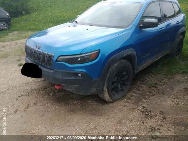 Jeep Cherokee Trailhawk 2019 1C4PJMBX0KD336580 Image 2