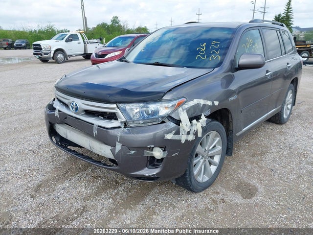 2011 Toyota Highlander Hybrid მანქანა იყიდება აუქციონზე, vin: JTEBC3EH0B2001118, აუქციონის ნომერი: 20263229