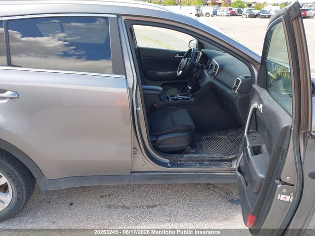 2018 Kia Sportage Lx მანქანა იყიდება აუქციონზე, vin: KNDPMCAC3J7405212, აუქციონის ნომერი: 20263245
