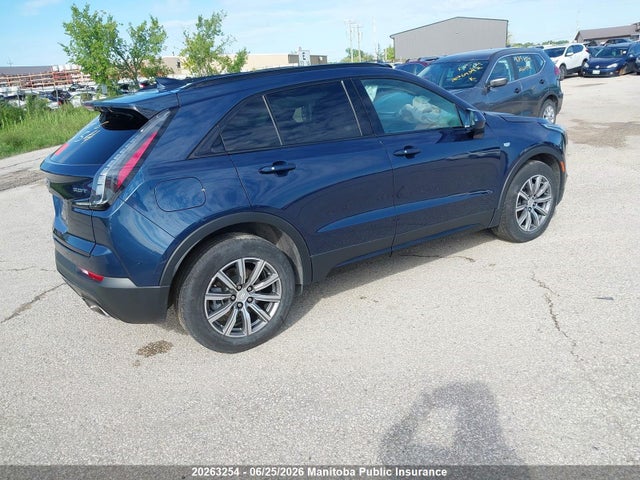 Cadillac XT4 2019 1GYFZFR4XKF185323 Image 4