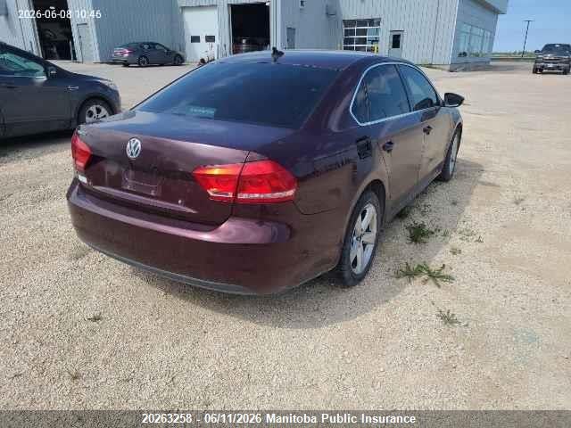 20263258 :رقم المزاد ، 1VWBH7A32CC034038 vin ، 2012 Volkswagen Passat 2.5 مزاد بيع