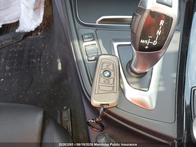 BMW 330i Xdrive 2018 WBA8D9C57JA012965 Image 11