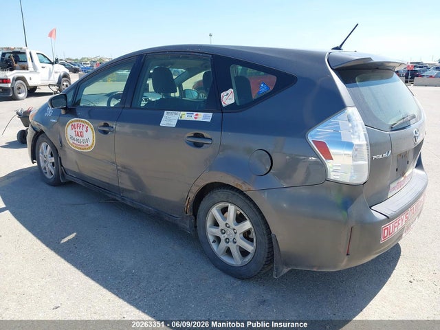 Toyota PRIUS V 2014 JTDZN3EU9E3355213 Image 3
