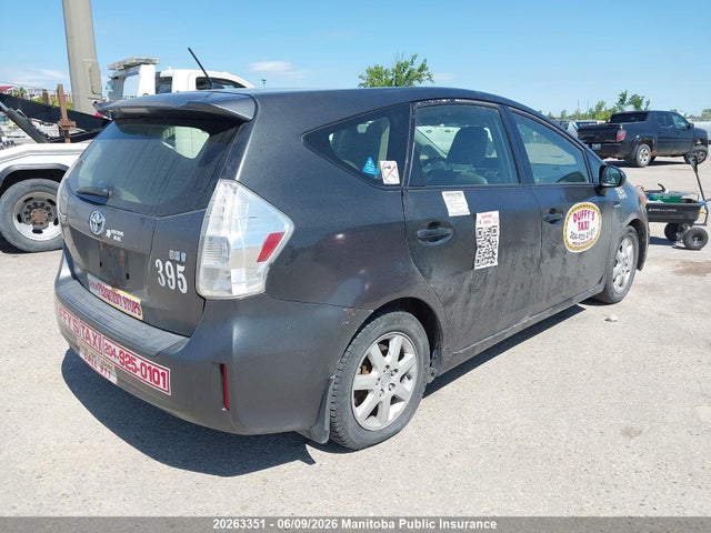Toyota PRIUS V 2014 JTDZN3EU9E3355213 Image 4