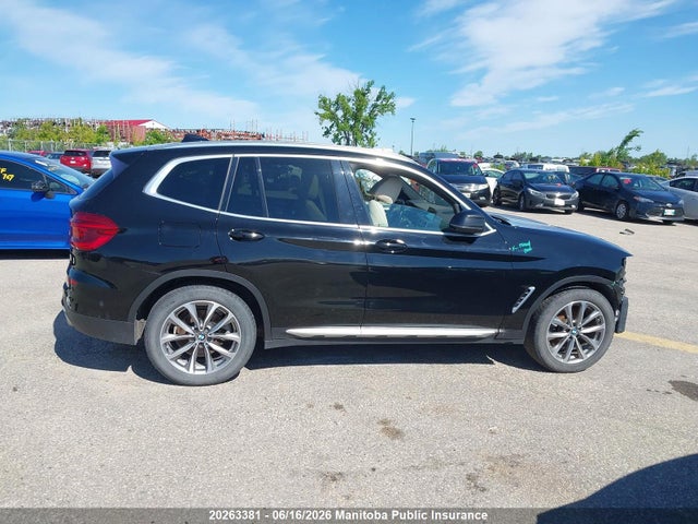 BMW X3 30i 2019 5UXTR9C55KLE11136 Image 13