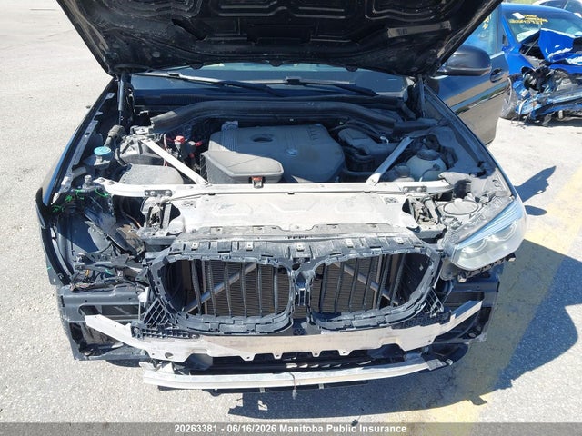 BMW X3 30i 2019 5UXTR9C55KLE11136 Image 9