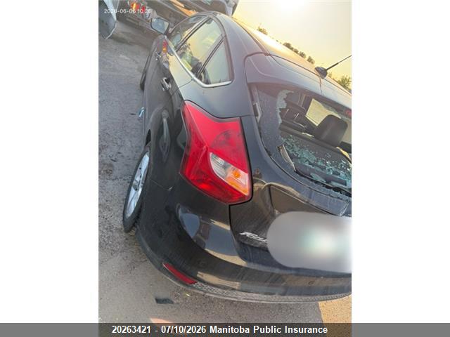 20263421 :رقم المزاد ، 1FADP3N20DL309972 vin ، 2013 Ford Focus Titanium مزاد بيع